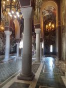 Uvnitř katedrály Nanebevstoupení Páně v pevnosti Carevec, Veliko Tarnovo.