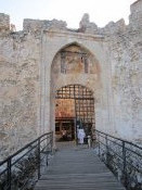 Vstup do hradu na poloostrově Alanya.